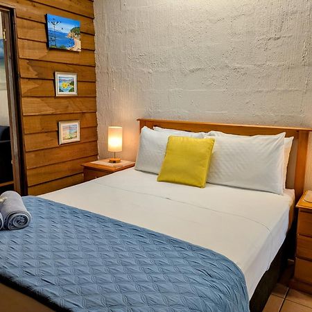 Beachside Cottage - A Private Peaceful Hidden Gem 50M To Beach Nelly Bay Ngoại thất bức ảnh