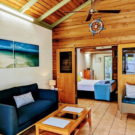 Beachside Cottage - A Private Peaceful Hidden Gem 50M To Beach Nelly Bay Ngoại thất bức ảnh